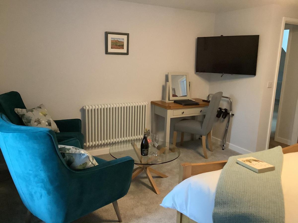 Little London Bed & Breakfast And Glamping Pod Hotel Abercraf Екстериор снимка