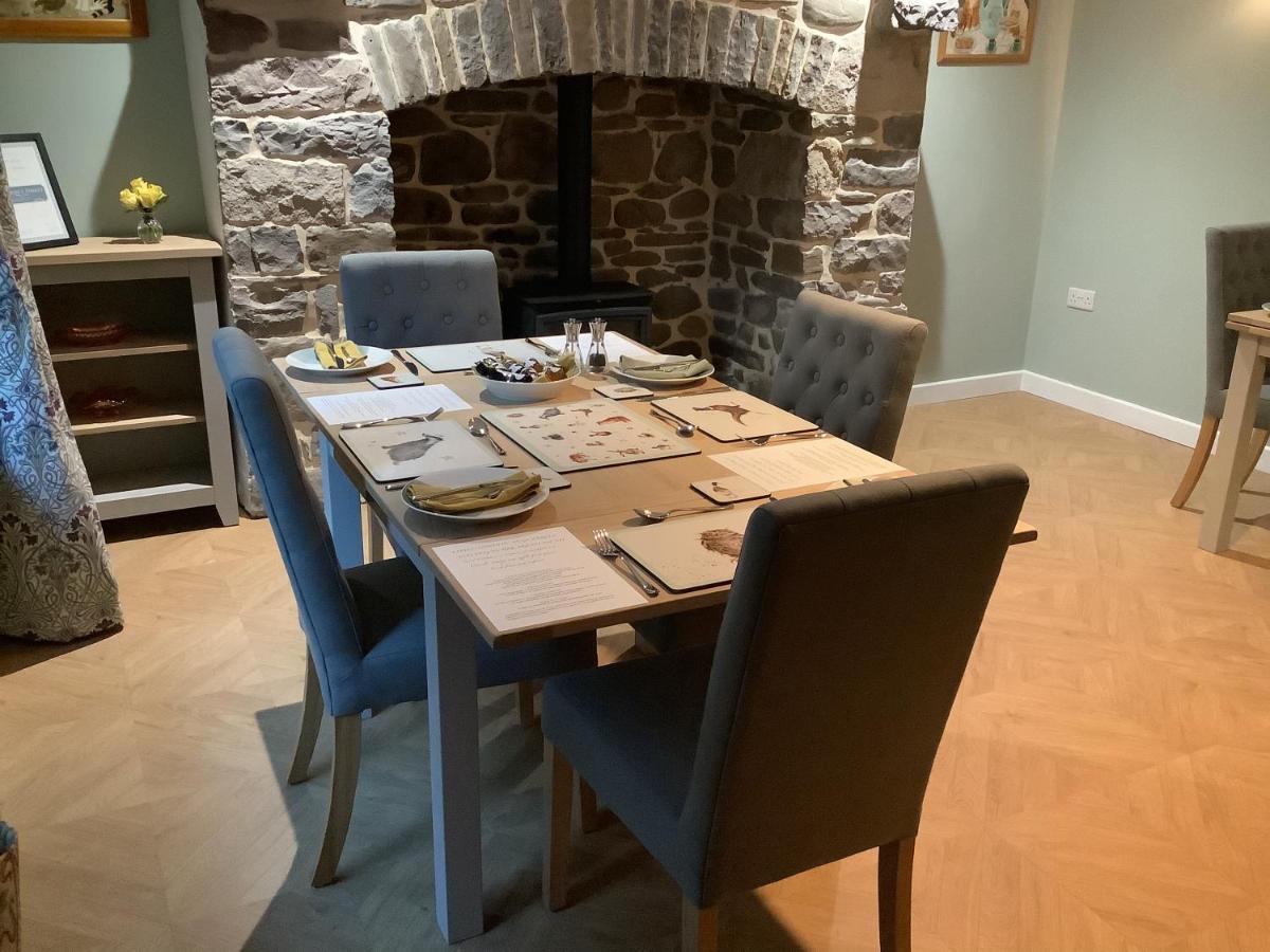 Little London Bed & Breakfast And Glamping Pod Hotel Abercraf Екстериор снимка
