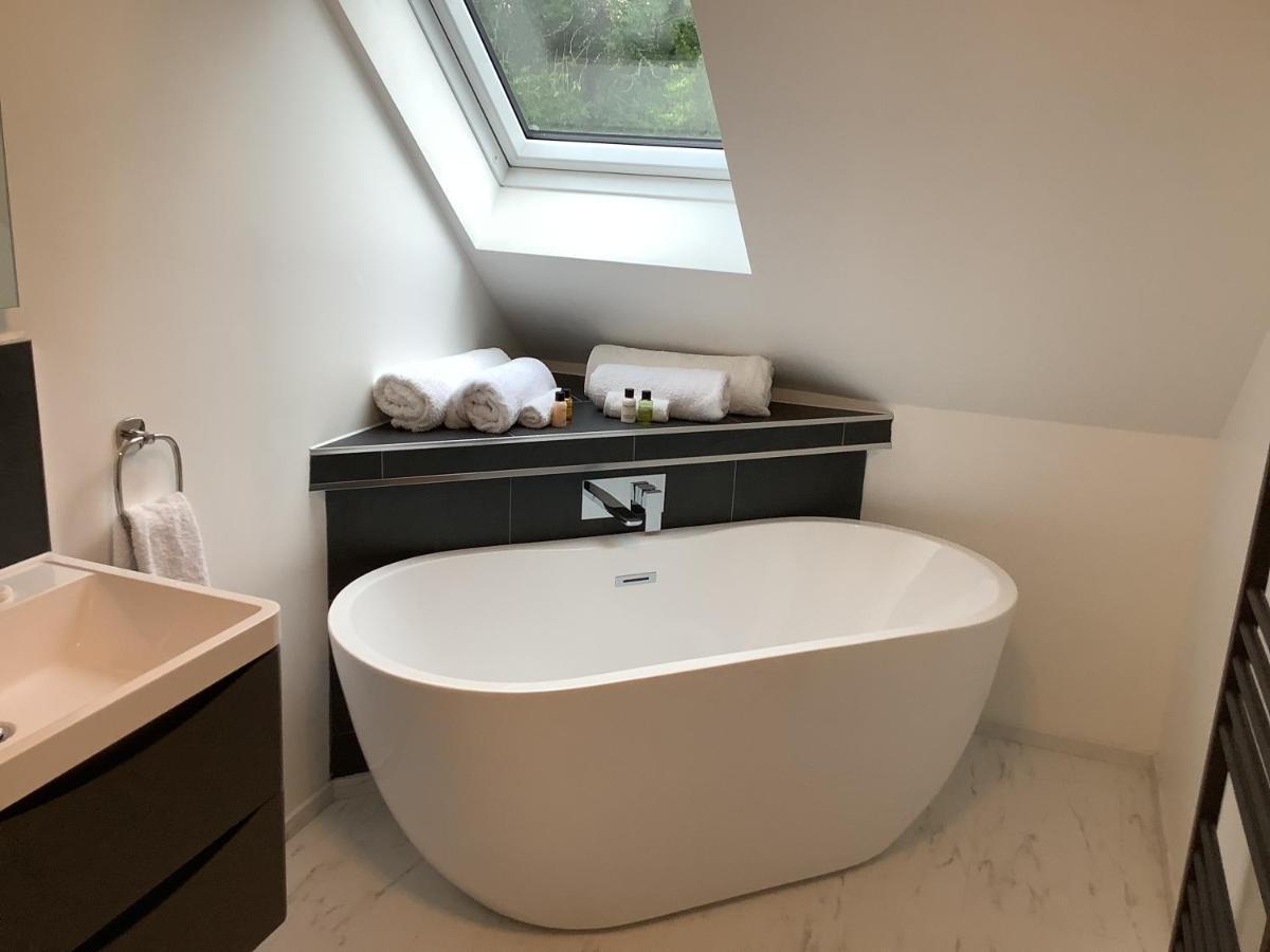 Little London Bed & Breakfast And Glamping Pod Hotel Abercraf Екстериор снимка