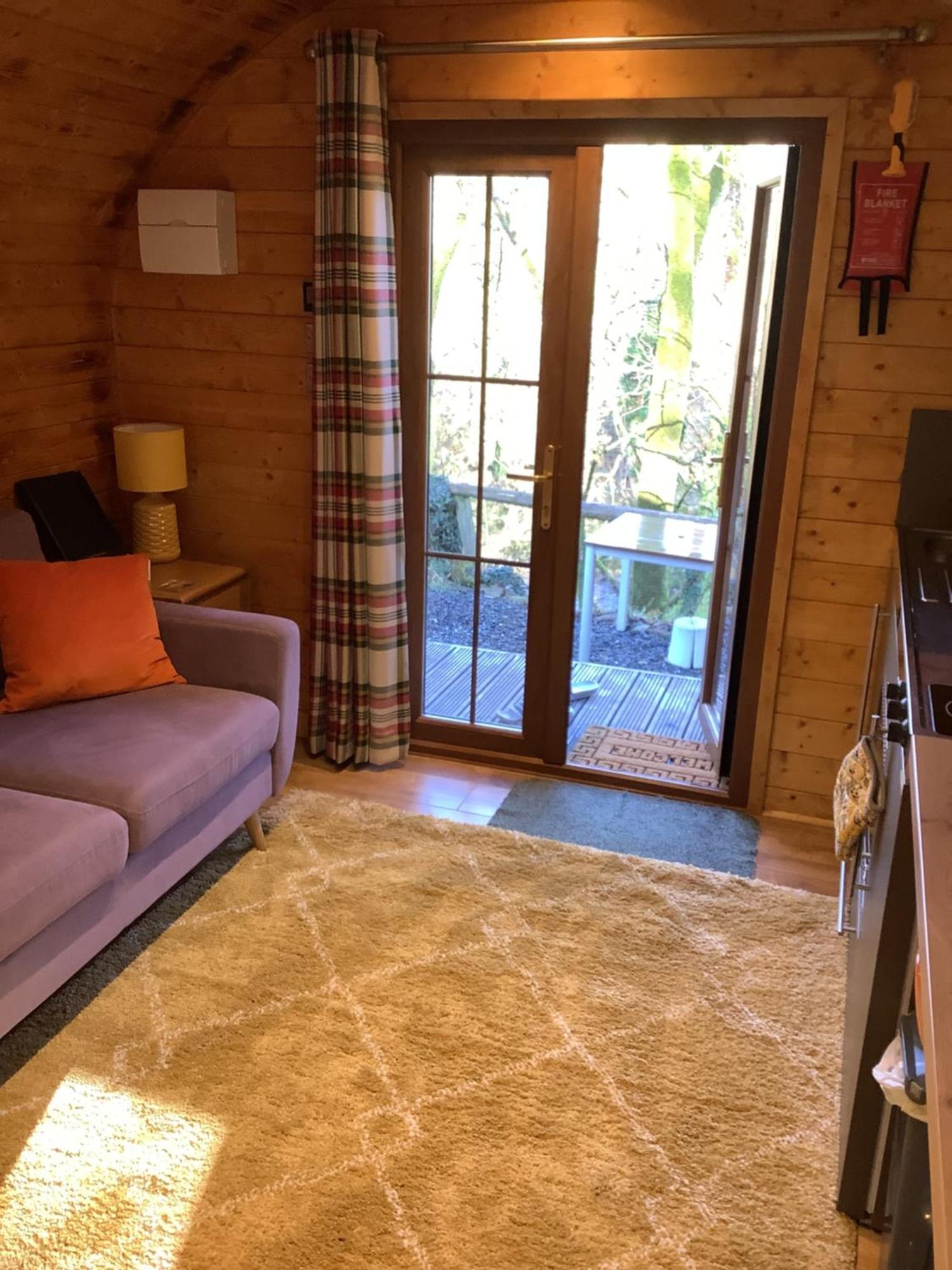 Little London Bed & Breakfast And Glamping Pod Hotel Abercraf Екстериор снимка