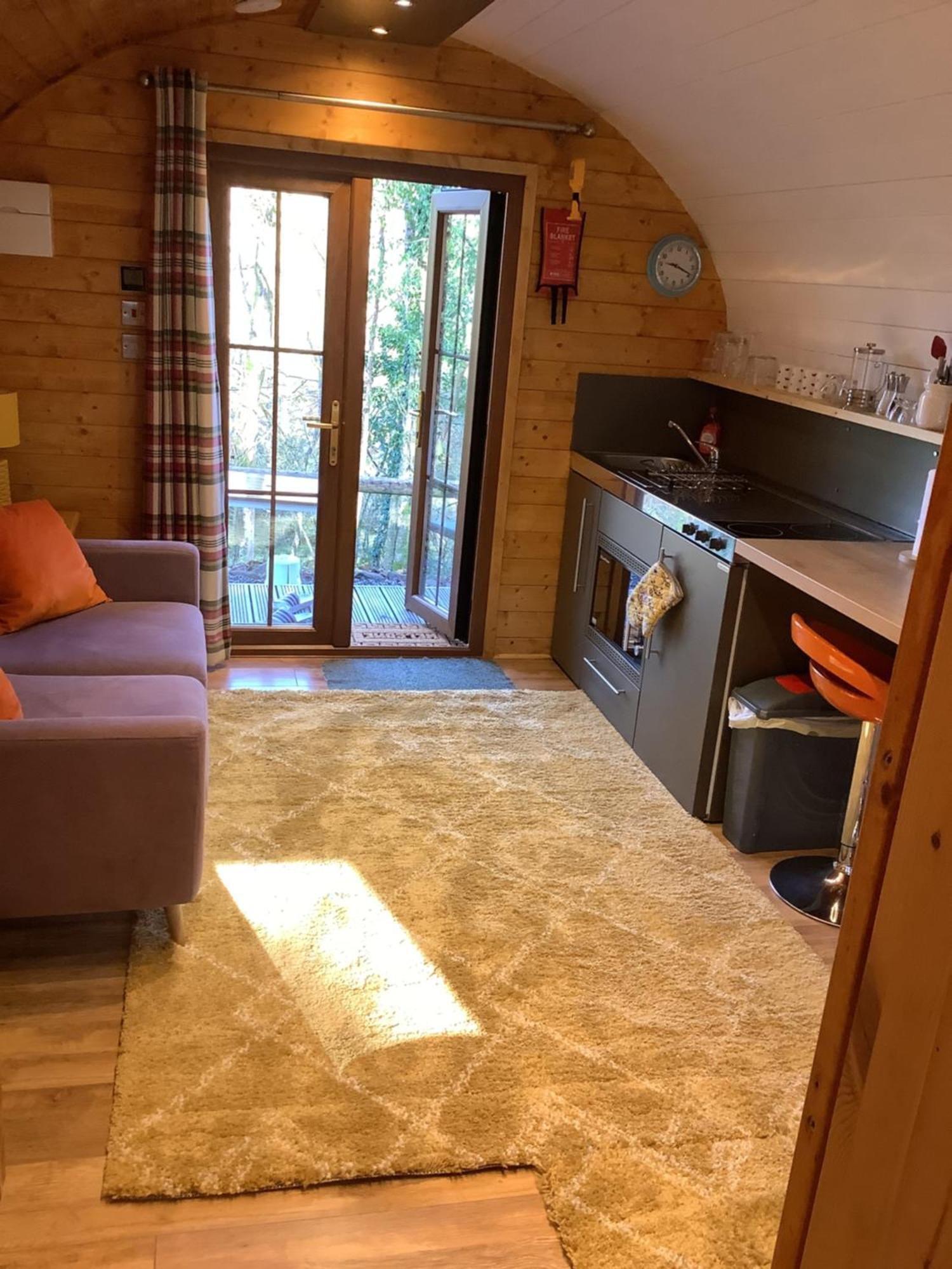 Little London Bed & Breakfast And Glamping Pod Hotel Abercraf Екстериор снимка